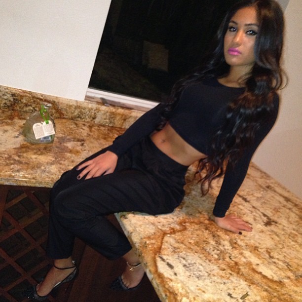 fashionistasrus:  Instagram: leenasayed_ 