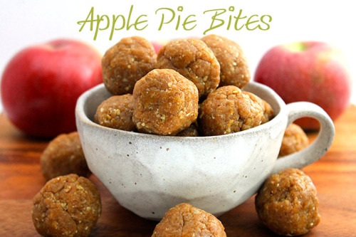 the-exercist:  Raw Apple Pie Bites from The Healthy Maven:  1 cup pitted dates 1 cup dried apple rings, chopped 1 cup rolled oats 1 cup cashews ½ tsp cinnamon ½ tsp nutmeg ¼ tsp sea salt Instructions: Add dates and apple rings to