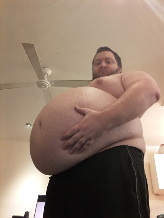 johnnylovestoeat:     