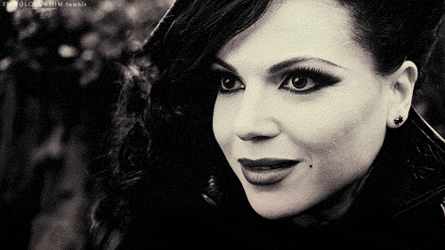 queenparrillaxo:  Fangirl challenge: female characters [1/5]  Regina Mills (Once Upon A Time)  “Evil isn’t born, it’s made.”  