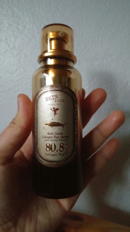 Skinfood gold caviar collagen plus serum  5/5 Good: moisturizing, plumping, vacuum pump, a little go