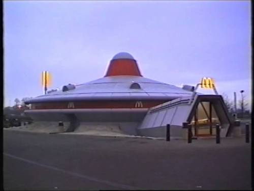 nuforc:  An extinct flying saucer shaped Mcdonald’s fron Huntingdon, Pennsylvania 