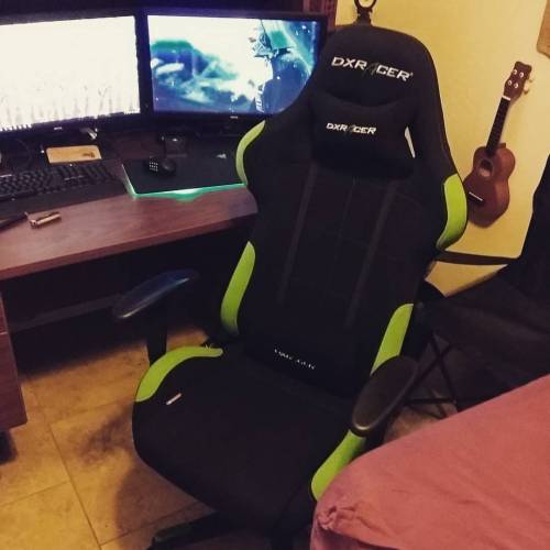 Holy comfortable. #dxracer #pcmasterrace #battlestation (at Cape Coral, Florida)