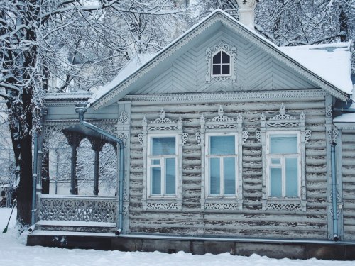 paxrussica:Traditional Russian house in Vologda