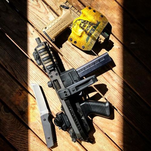weaponslover:

The “I saw it on the internet” loadout. - © 