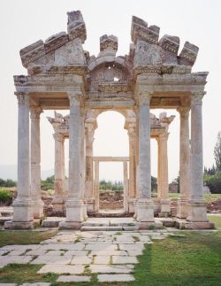 fuckyeahrenaissanceart:Tetrapylon gate in the ancient ruined city of Aphrodisias, Turkey (by colinmillerphoto)