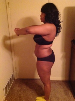 theneckbreakers:  cardiobro:  cardio-greentea-stretching:  onefitmodel:  sugacoatme:  Side view, from 200.2 down to 143 :) I did it! Finally made my goal :) follow for fitness  holy shit :’)  holy smokes! amazing  Well shit. You go.  yesss!