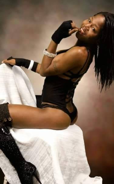chicagotrannyreviews:  SHARE KNOWLEDGE:  TS RASHANTI: FOLLOW HER TUMBLR @pussypotpie