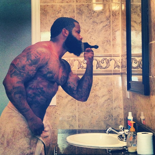 missinglinc:  If Blue Ivy Carter is real, she would bless me with this man.  Gorgeous