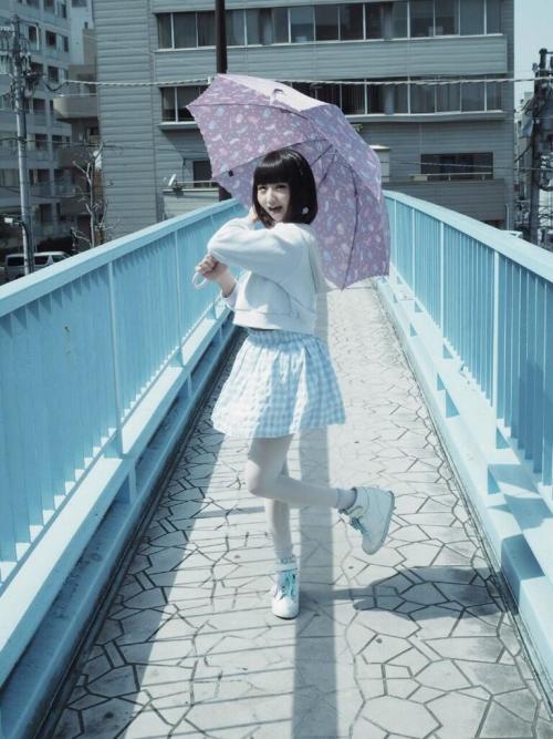 less is moe