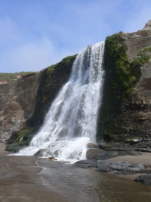 Alamere Falls is a r nature love