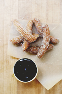 eat-life:  Churros con Chocolate Like food?