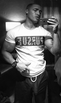 lifewithhunks:  thefackelmayer:  They said this shirt was an extra large…I don’t believe them    head to www.connectpal.com/thefackelmayer for more   Hunks, Porn, Amateurs, Spy, Bulges, Lycra and Huge Cocks. #NSFW http://lifewithhunks.tumblr.com/