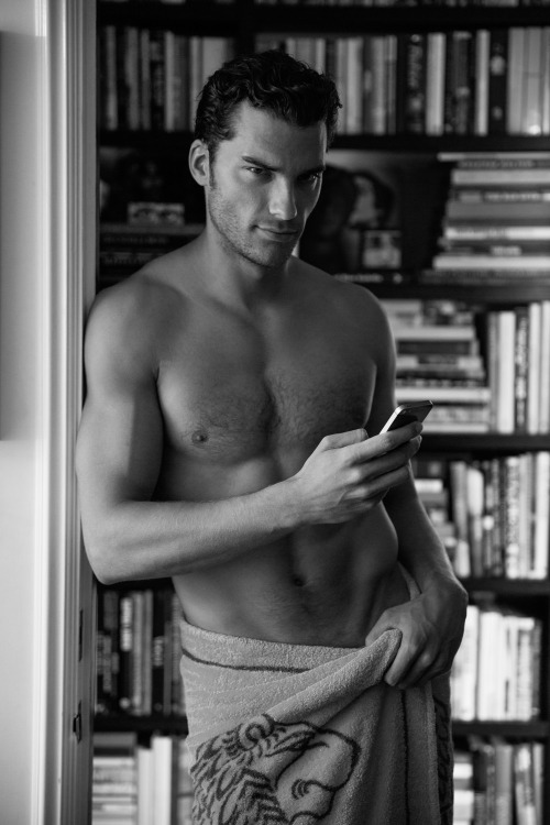 chriscruzism:  Photographer Doug Inglish sets his sights on model Aurélien Muller for a brand new portrait series. The Ford New York model is captured a spontaneous portraits that highlight Aurélien’s unique angles and sculpted athletic body. *sigh*