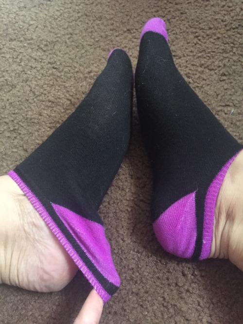 scarlet852: What dirty boy wants my dirty socks?