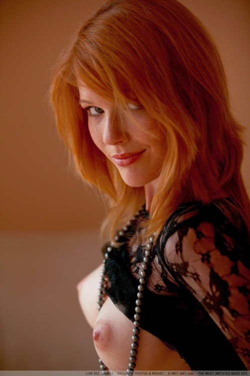416batou:  Mia Sollis