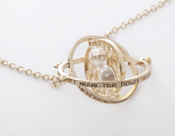 enchantedmemories:  Hermione’s Time Turner Necklace &lt;3