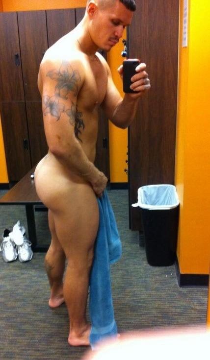jacktwister:  Hot Muscle-Butt. 