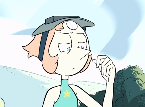 pearlarchives:  the mask…. the hair…. the hand….. i m  dea d 