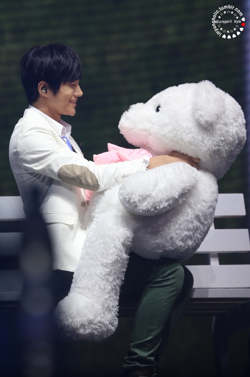 lmyungholic:  131103 OGS in Manila Myungsoo 1 