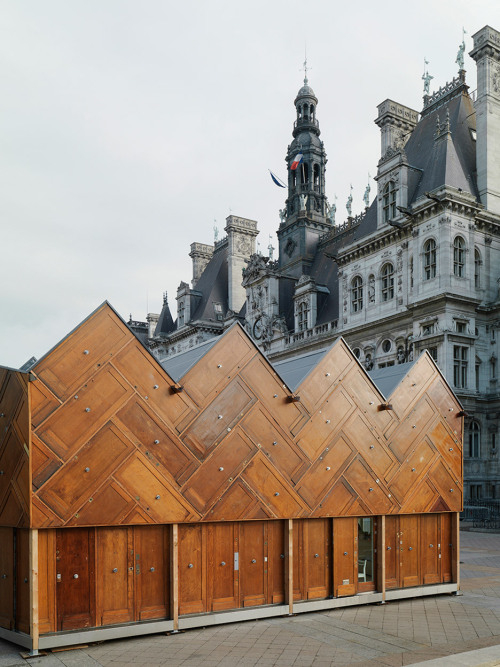 PAVILLON CIRCULAIRE / Encore HeureuxSingular and modest, the Circular Pavilion is certainly not roun