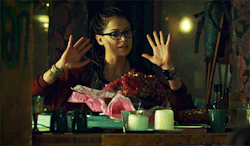 deathbyorphanblack:  FLOWERS FROM DELPHINE ??? The flowers look like a recent gift, pink wrapping…… 
