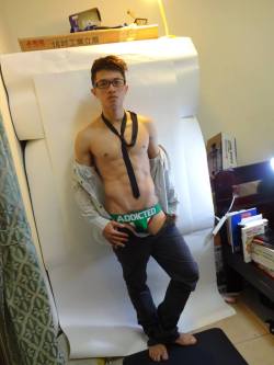 taiwanese-boys:  亞洲大學 # 劉孝宸