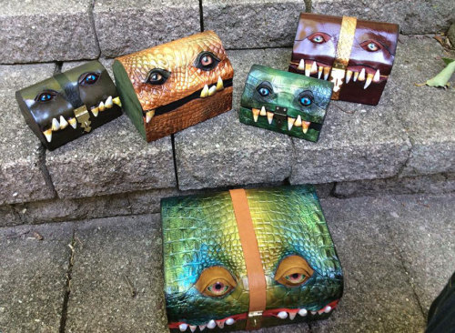 thefabulousweirdtrotters:  Monster Box