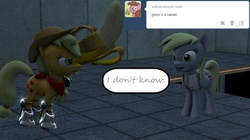 askderpyscientist:  Giant bananas are hard to come by.  xD