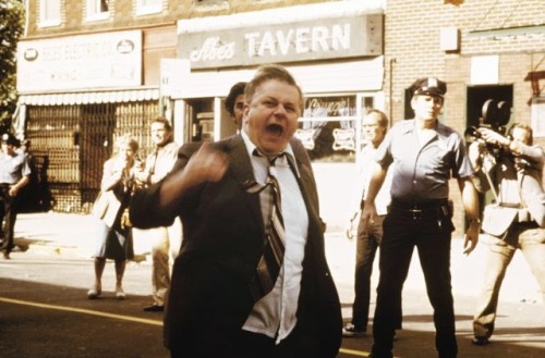 Charles Durning as Moretti in &ldquo;Dog Day Afternoon&rdquo; (1975). [photoset #5]