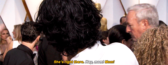 justawesomeenough:  thandies: Dev Patel brings his mom Anita Patel as his date to