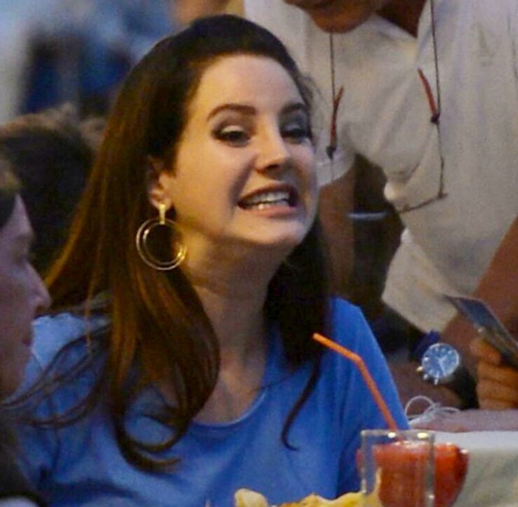 kezzoh:  when daddy says no but you gotta keep ur chill in public
