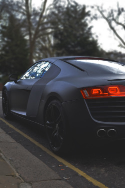 johnny-escobar:  Matte Black R8