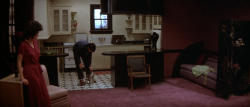 Porn beingharsh:Blue Velvet (1986), dir. David photos