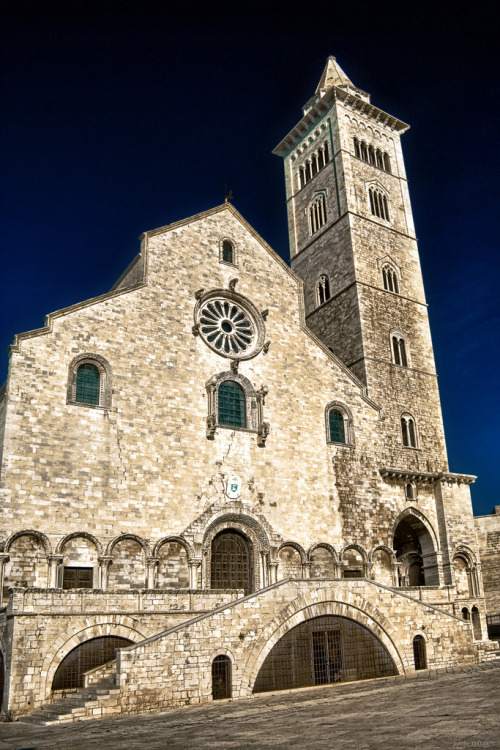 cattedrale di trani (bari - puglia - italia - italy) da Paolo MargariTramite Flickr:trani (bari) sou