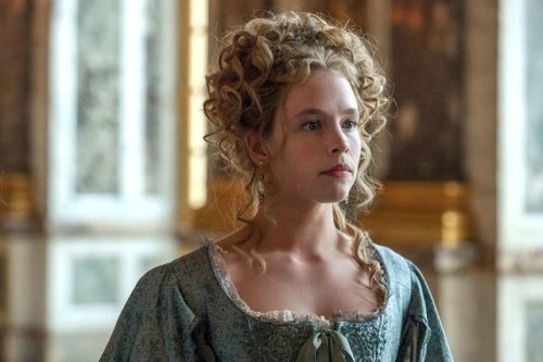 meaningfulandoriginalurl:New pictures of Liselotte in season 3 of Versailles