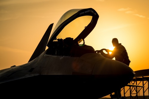 retrowar:  F-22 Raptor