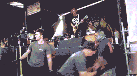 headbelowwater:  p0p-punk-and-pizza:  necpd:  Parker Cannon Fights Security Guard