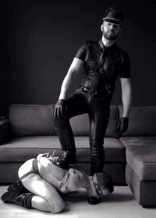 submanbootworship - SubmissionIsMyMission!