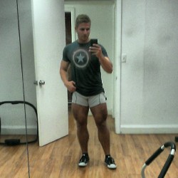 loganvaughnxxx:  Legs…. Are…. Done. Damn I’m pouring sweat and unable to talk with huffing and puffing (at World Gym) 