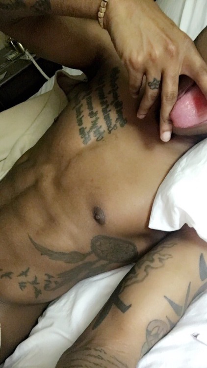 nuttube:  phreakygeminidgaf:  Joshua Dominique 😻😍💦  INSTANT Follow 🍑