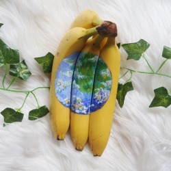serafique: monet’s waterlily’s on a banana