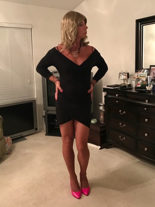 partimeguy:#real crossdressers are all so beautiful everyone rocks the lbd