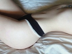 laadyyblue:  cute new panties.⛄️