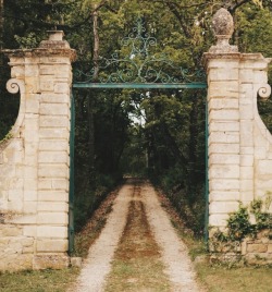 andantegrazioso:Saignon |  annstreetstudio  