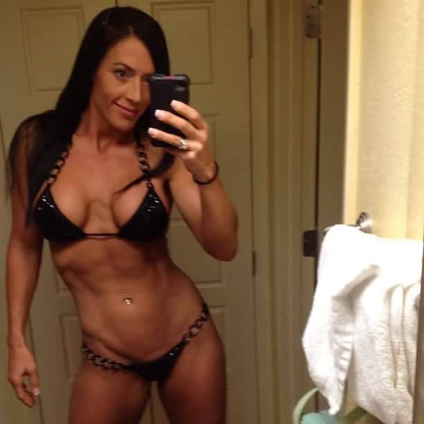 Sexy Muscle Babes