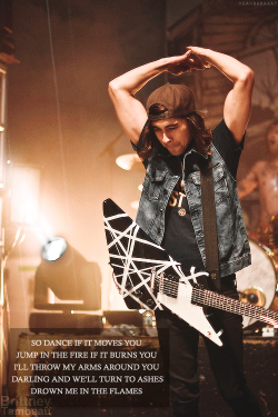 sydnielovesbands:  yeahbarakat:  Credit.