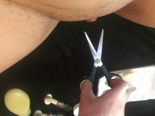 martineasyxxx:A lot of girls would kill for a big, multi-orgasmic clitoris like this, but my FTM boy