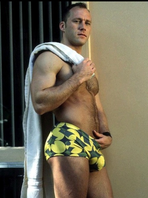 bbincumming2:  titoarius:  arnau48:  arnau48: For more check out http://arnau48.tumblr.com/ and don’t forget to follow :) Don’t be shy send me a self briefs picture to justo6969@hotmail.com  Nice bulge  http://bbincumming2.tumblr.com/tagged/bulge