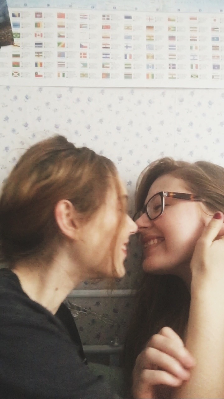 fuckyeah&ndash;lesbians:  Follow for more 